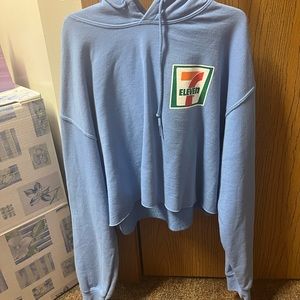 7-11 cropped hoodie
